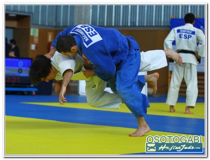 CEU 2011 100169